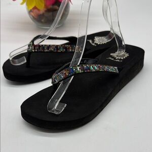 Yellow Box Sparkly Multicolor Rhinestone Sandals Size 7.5 FFT7591D